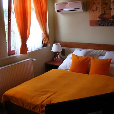 Hermina Panzio Bed & Breakfast Siofok